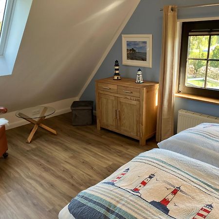 Sundhagen-Niederhof Grosse 4 Sterne Ferienwohnung Beim Boddenstrand מראה חיצוני תמונה