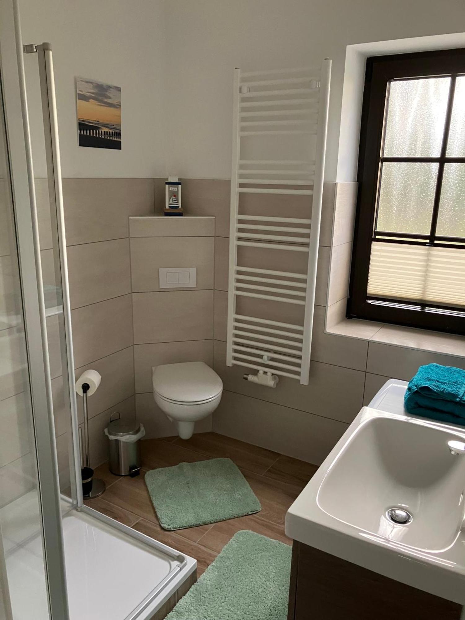 Sundhagen-Niederhof Grosse 4 Sterne Ferienwohnung Beim Boddenstrand מראה חיצוני תמונה